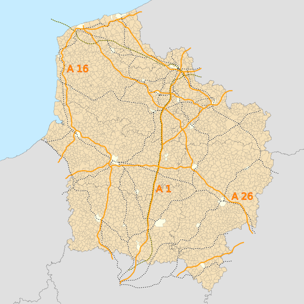 Carte des autoroutes et des principales liaisons ferroviaires des Hauts-de-France.
