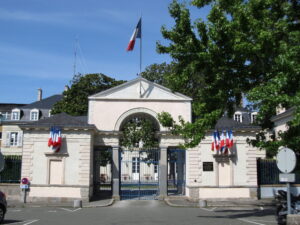 Siège de la préfecture du département de la Mayenne à Laval.