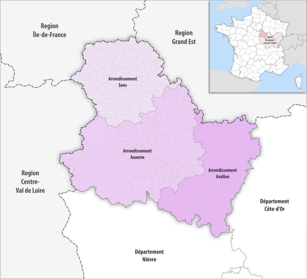Carte des arrondissements du département de l'Yonne.