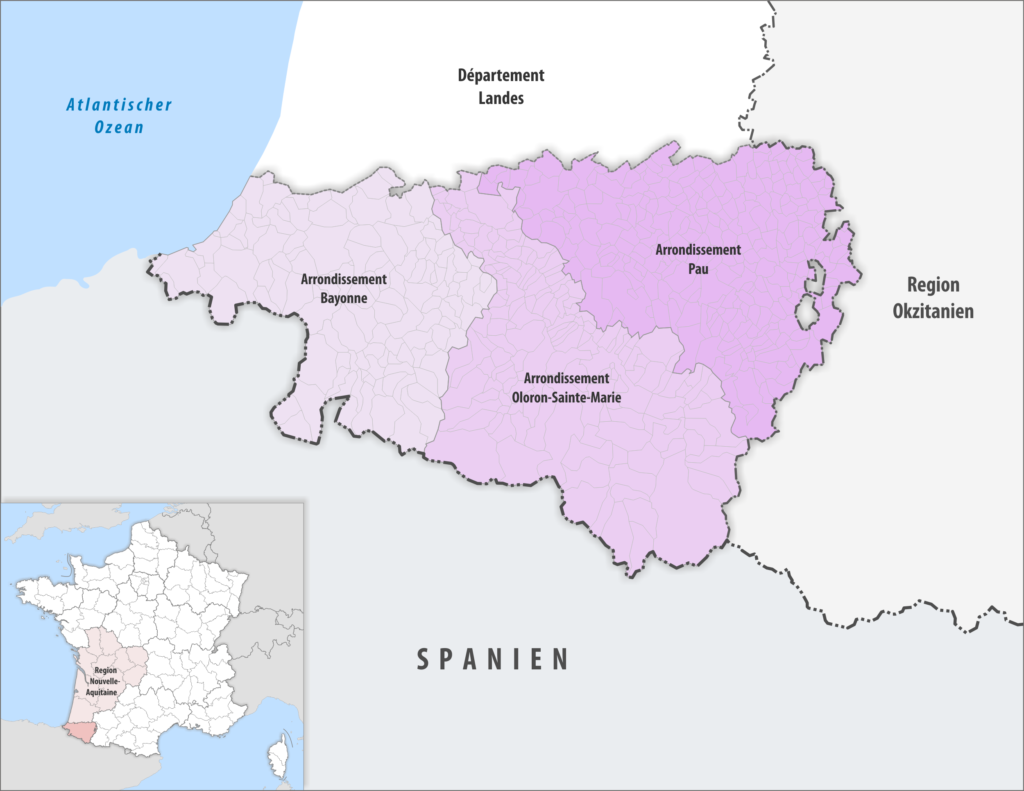 Carte des arrondissements du département des Pyrénées-Atlantiques.