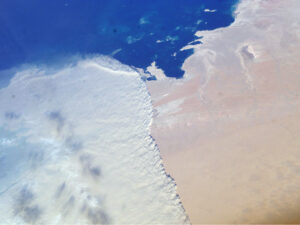 Énorme tempête de sable au-dessus du Qatar