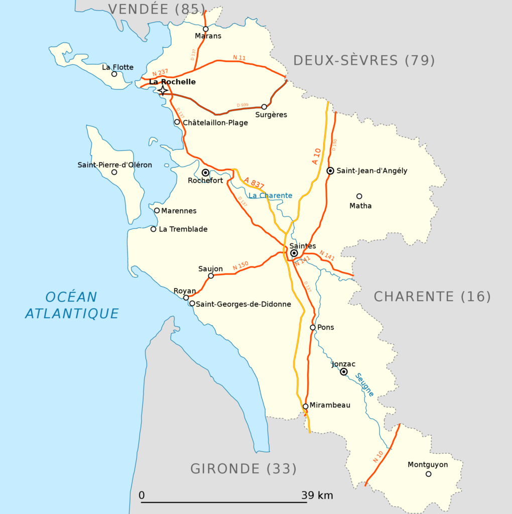 Carte des principaux axes routiers de Charente-Maritime.