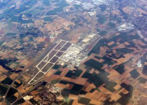 Vue aérienne de l’aéroport de Lyon-Saint-Exupéry