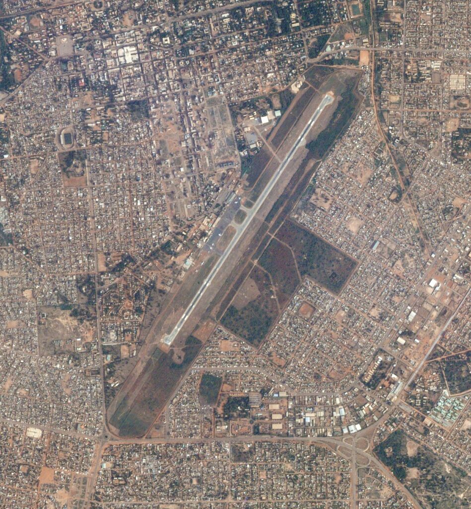 Image satellitaire de l’aéroport international de Ouagadougou.