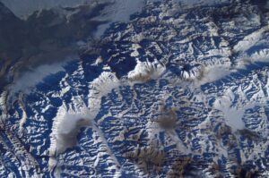 Image satellite de la montagne K-2