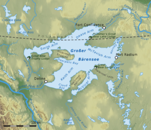 Carte physique du grand lac de l'Ours.