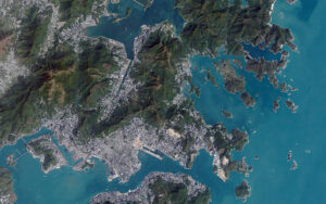 Hong Kong, vu par le satellite Hodoyoshi-1, le 11 janvier 2018.