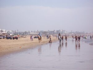 La plage d'Agadir au Maroc.