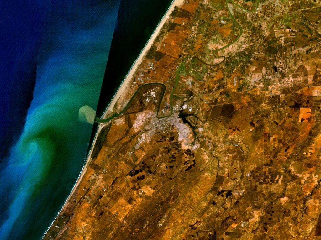 Vue satellite de la ville de Kénitra et de sa région.