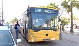 Autobus de la ligne 120 en direction de Mediouna à Casablanca.