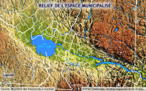 Carte du relief de l'espace municipalisé du Saguenay–Lac-Saint-Jean.