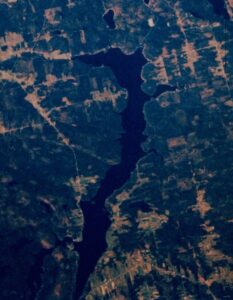 Image satellite du Grand lac Saint-François.