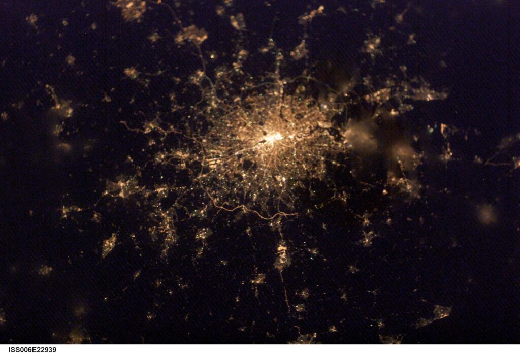 Londres vue de l'espace la nuit