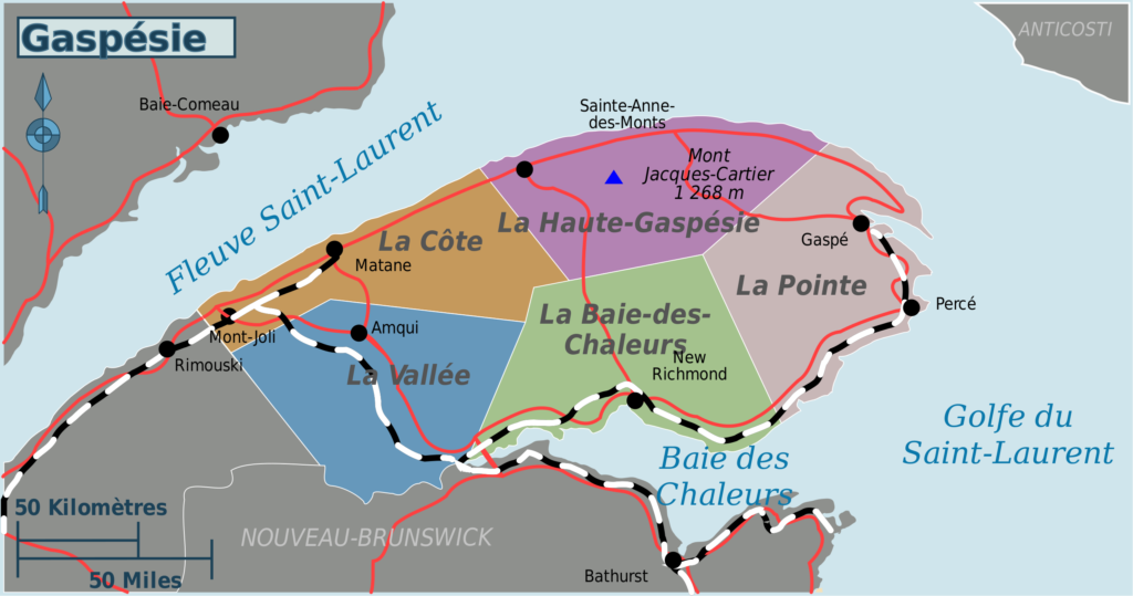 Carte des régions naturelles et touristiques de la Gaspésie.