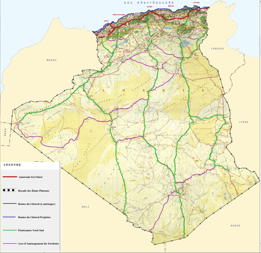 Carte routière de l'Algérie.