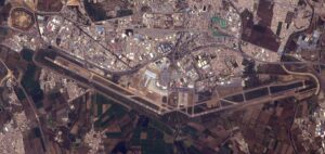 Image satellite de l'aéroport d'Alger-Houari-Boumédiène.
