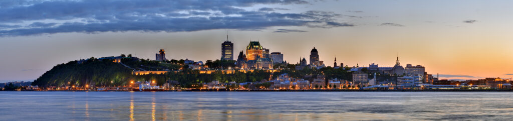 Panorama de la Ville de Québec, depuis Lévis