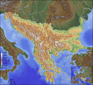 Carte topographique vierge des Balkans.