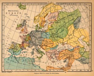 Carte de l'Europe médiévale au XIIIe siècle.