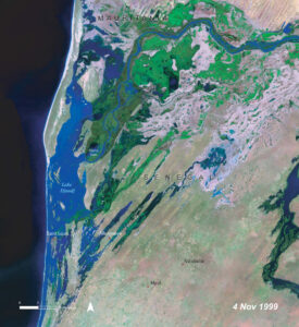 Vue satellite du parc national des oiseaux du Djoudj (PNOD), dans le delta du fleuve Sénégal en 1999.