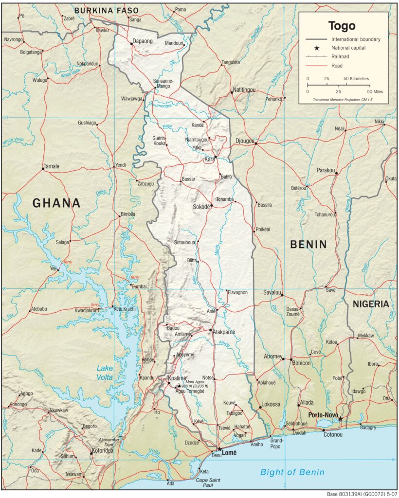 Carte physique du Togo.