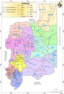 Carte politique et administrative de la région des Plateaux au Togo.