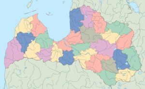 Carte vierge colorée de la Lettonie.
