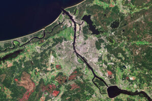 Image satellite de Riga, Lettonie.