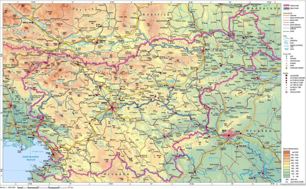 Carte physique de la Slovénie.