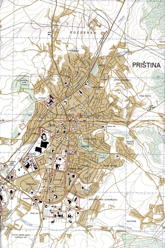 Carte de Pristina, capitale et plus grande ville du Kosovo.