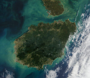 Photo satellite de l'île de Hainan.