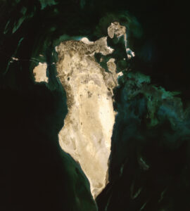 Image satellite de l'île de Bahreïn acquise le 17 août 1987.