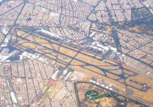 Vue aérienne de l’aéroport international de Mexico