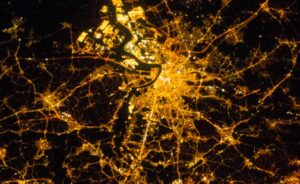 Anvers vue de nuit depuis l'espace
