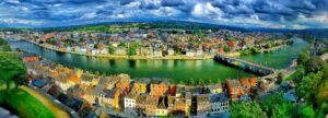 Vue panoramique de la ville de Namur depuis la citadelle de Namur