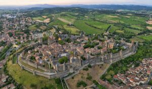 Photographie aérienne de la Cité de Carcassonne.