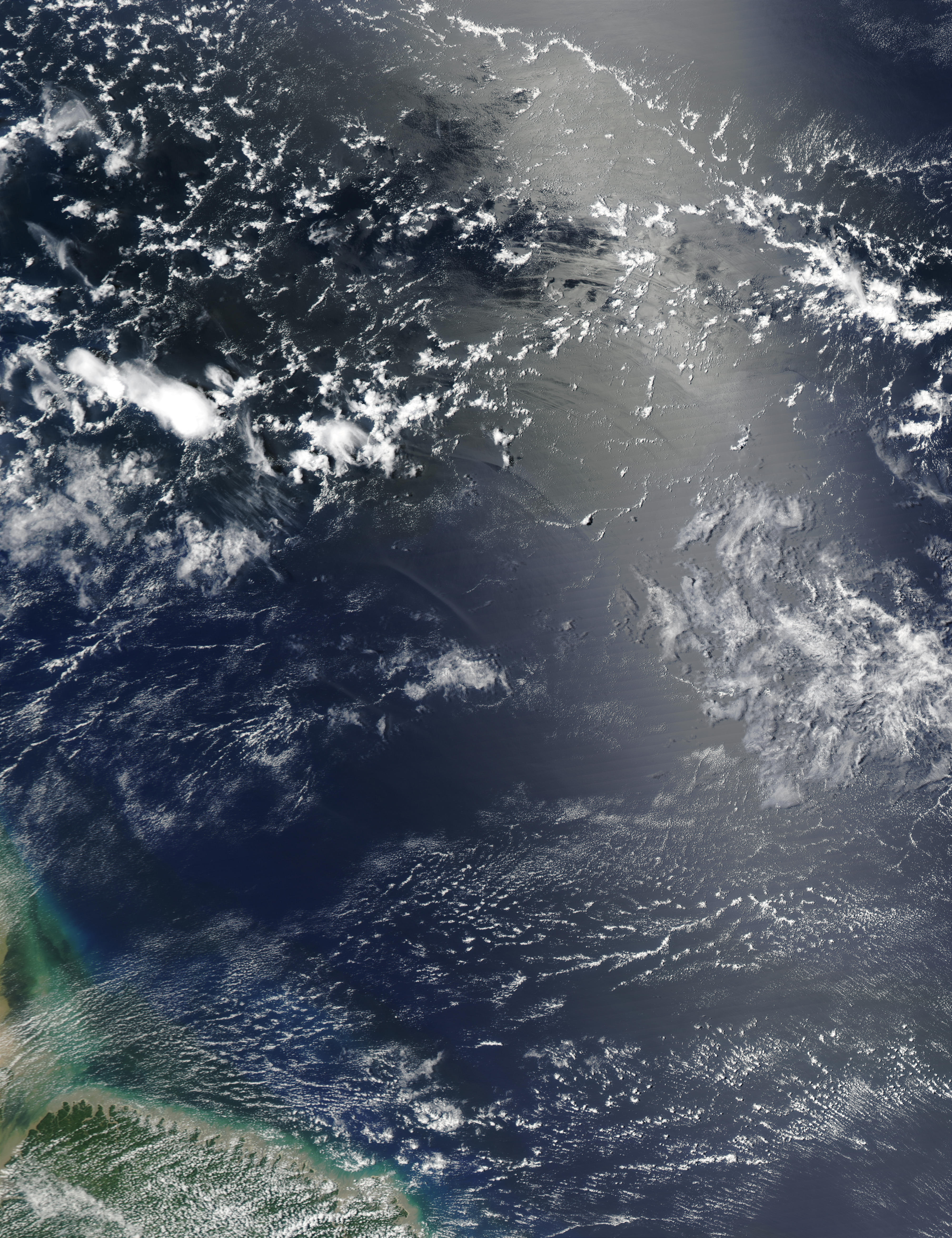 Internal waves in the Atlantic Ocean, northeast of Brazil - Full size | Gifex