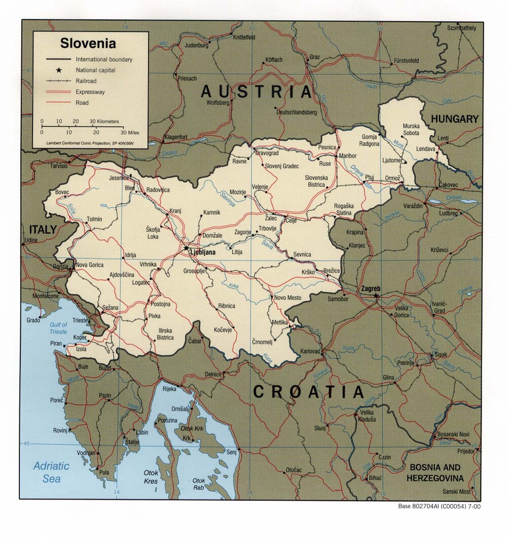 Slovenia Political Map 2000 Full Size Gifex   Slovenia Political Map 2000 