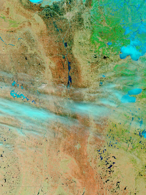 Floods along the Red River in North Dakota and Minnesota (false color)