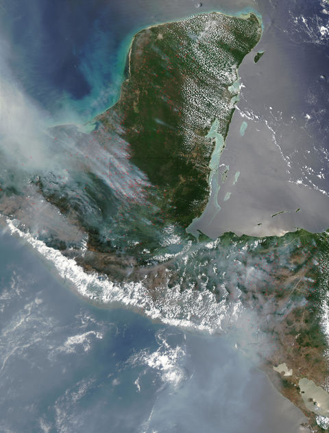 Fires and smoke across southern Mexico and Central America