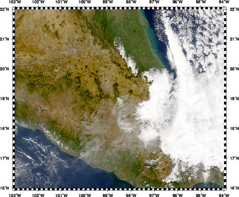 Volcán Popocatépetl erupciona