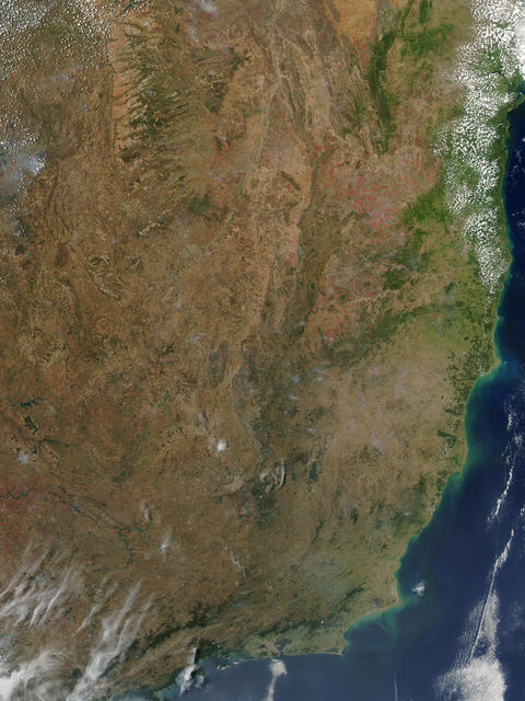 Fires across Eastern Brazil | Gifex