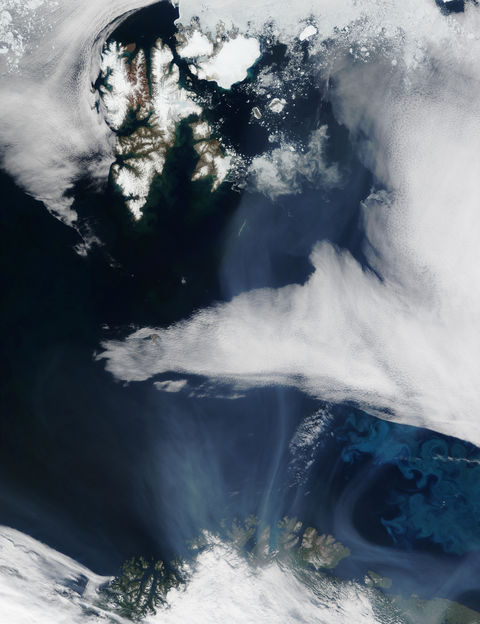 Smoke from Saskatchewan fires (Canada) off Svalbard and Norway