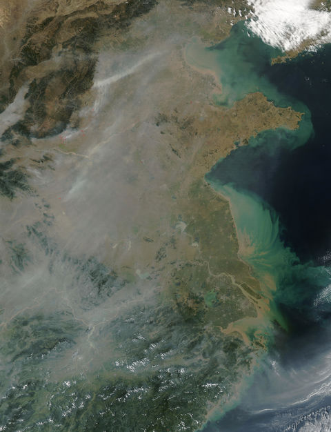 Humo y contaminación en China oriental