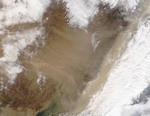 Dust storm across Eastern China