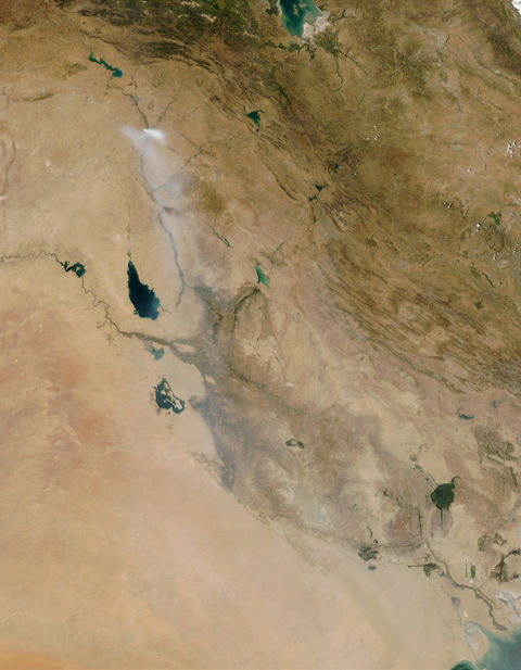 Humo tóxico de azufre a través de Iraq