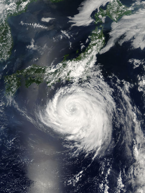 Typhoon Namtheun (13W) south of Japan