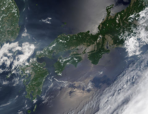 Fires and smoke in Japan