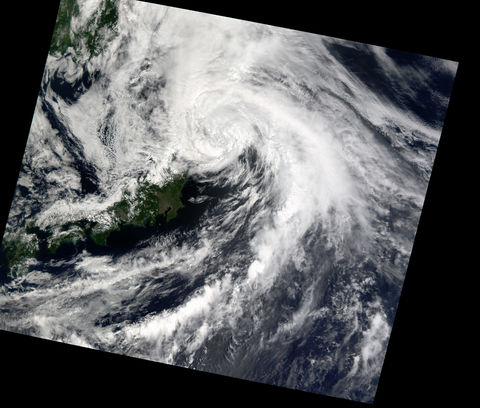 Typhoon Chataan off Japan