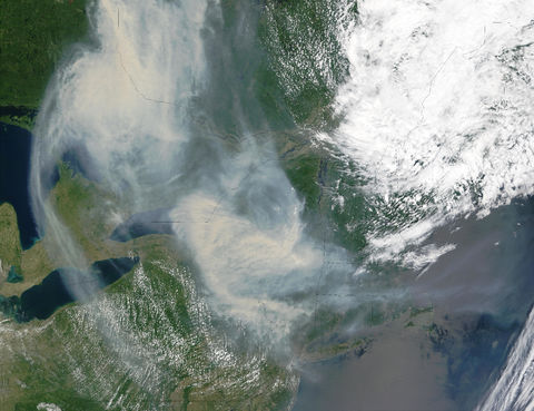 Smoke from fires in Quebec transported over the Great Lakes and Northeast United States